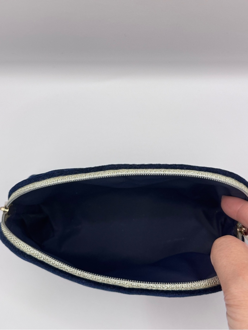 Dior Beige Embroidered Floral & Navy Blue Velvet Cosmetic Pouches - Picture 6 of 7